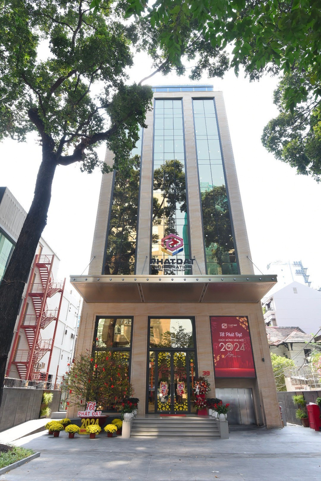 Quản lý tòa nhà văn phòng hiện đại